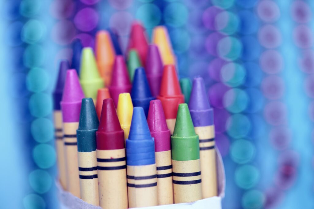 Crayons pour l'école en Espagne